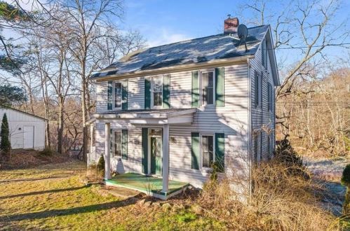348 Perry Hwy, Harmony, PA 16037-9790
