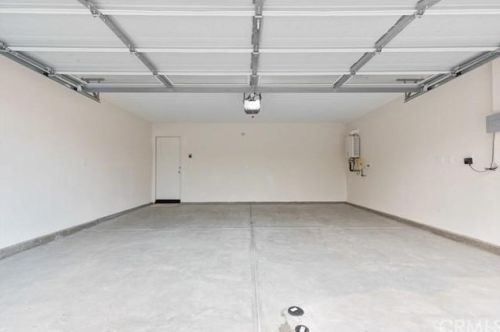 670 Bowen Rd, Perris CA  92570-3400 exterior