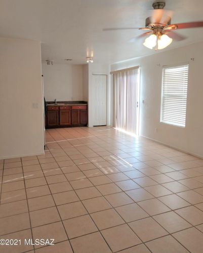 6200 Sarah Elizabeth Dr, Tucson, AZ 85746-3359
