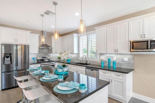 1106 Sprig Way, Gilroy CA  95020-8113 exterior