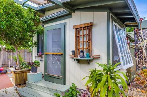 124 Southern Rd, El Cajon CA  92020-2741 exterior