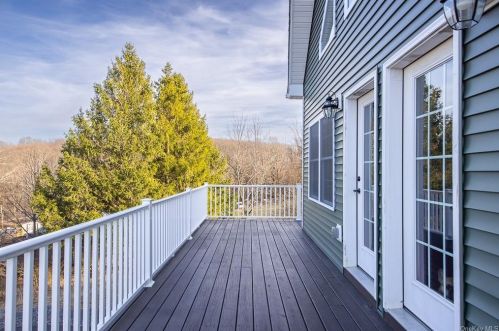 188 Schefflers Rd, Westtown NY  10998-3804 exterior