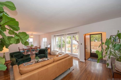 4640 Hinson Pl, San Diego, CA 92115-2209
