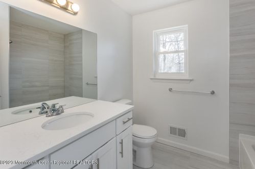 1030 Tammy Ct, Bricktown NJ 08724-7180 exterior