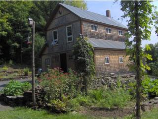1862 Twin Pond Rd, Brookfield, VT 05036-9709