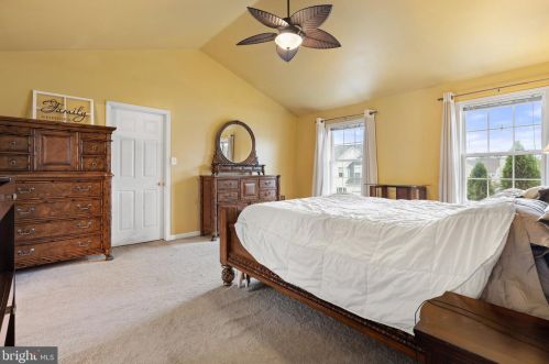 578 Crosswinds Dr, Charles Town WV  25414-3917 exterior