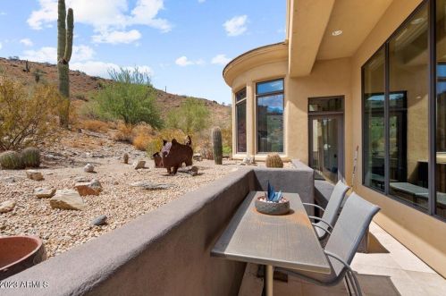 8038 38th Pl, Phoenix AZ  85042-9621 exterior