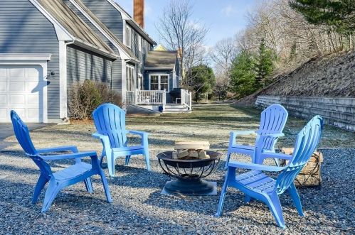 9 Kemble Dr, Shrewsbury MA 01545-1690 exterior