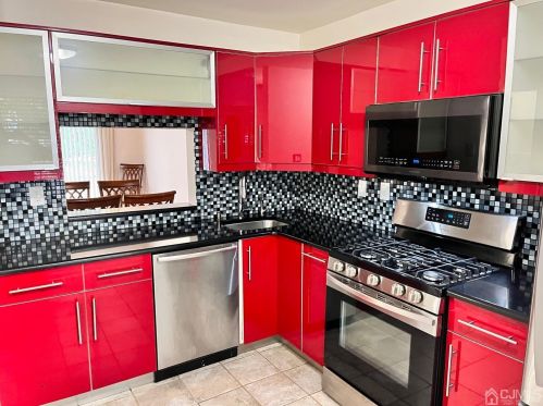 223 Palombi Ct, East Brunswick NJ  08816-5020 exterior