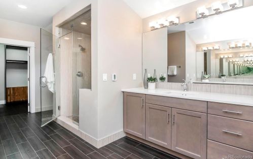 1140 Ogden St, Denver CO 80205-5137 exterior