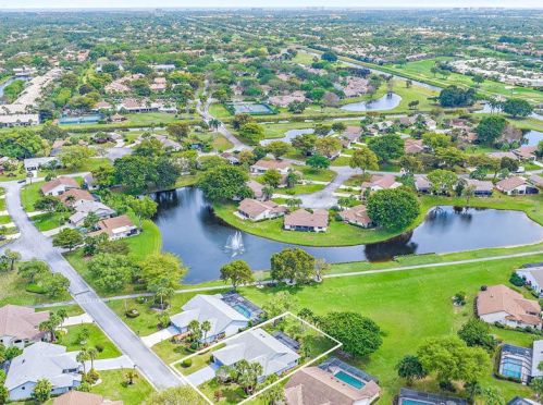 5668 Willow Creek Ln, Delray Beach, FL 33484-6925