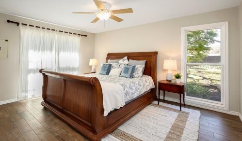 3206 Camelot Dr, Dallas TX 75229-5905 exterior