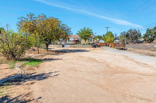 18495 Darin Dr, Perris CA  92570-9187 exterior