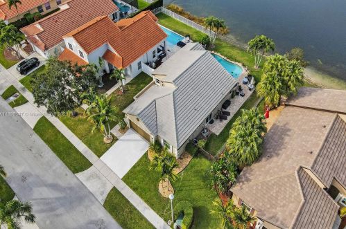 18125 21st St, Hollywood FL  33029-3030 exterior