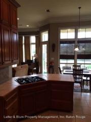 8549 Foxfield Dr, Baton Rouge LA  70809-5211 exterior