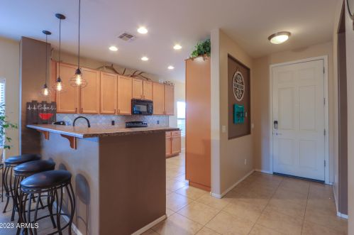 1325 Linda Dr, Casa Grande AZ  85122-3352 exterior