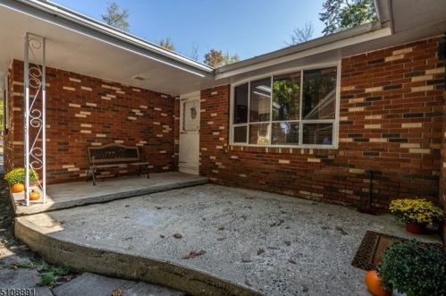 105 Mount Lebanon Rd, Glen Gardner, NJ 08826-3018
