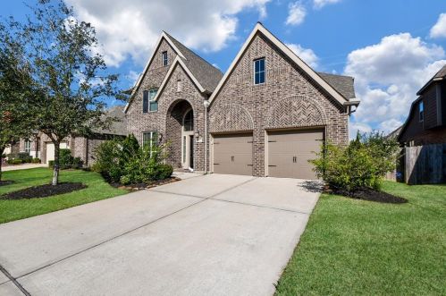 12501 Floral Park Ln, Pearland, TX 77584