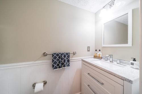 7026 Glade Ln, Florence KY  41042-4304 exterior