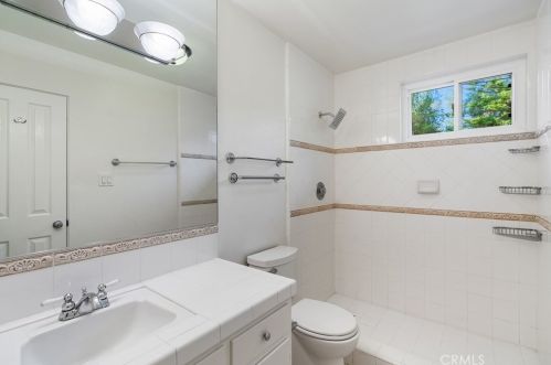 1278 Carmel Dr, Simi Valley CA  93065-4118 exterior