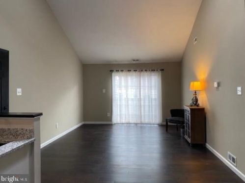 1244 Tristram Cir, West Deptford NJ  08051-2247 exterior