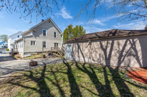 43 3rd Ave, Woonsocket RI  02895-5041 exterior