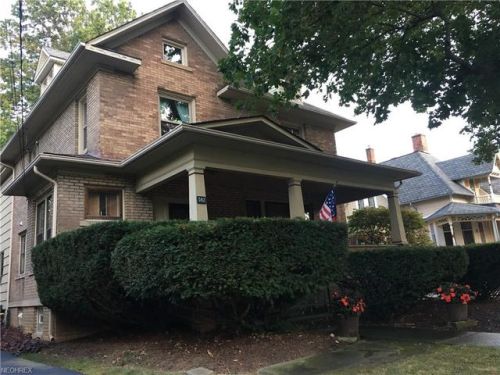 582 Court St, Medina, OH 44256-1715