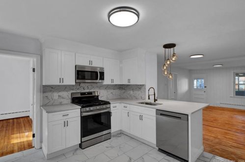 11 Frederick St, Killingly CT  06239-2709 exterior