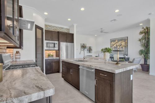 2131 Warbler Rd, Gilbert, AZ 85297-8181