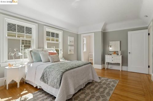 834 Calmar Ave, Oakland CA  94610-1731 exterior