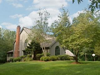 69 Cedar Rd, Wilton CT  06897-3629 exterior