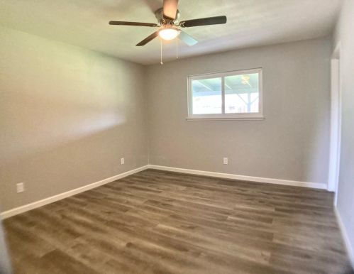 7210 Doris Ave, Winton CA  95388 exterior