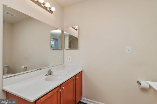 25 Cedarview Ct, Fredericksburg VA  22406-7286 exterior