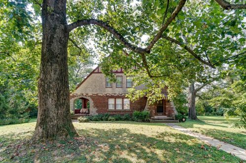6429 Beechmont Ave, Cincinnati, OH 45230-2001