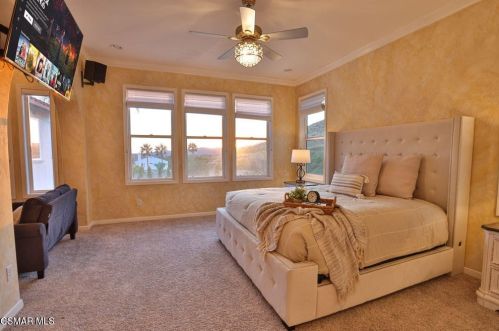 5391 Evening Sky Dr, Simi Valley CA  93063-5744 exterior