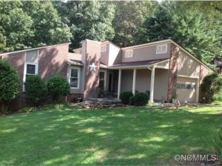 56 Knoll Ridge Dr, Asheville, NC 28804-1100