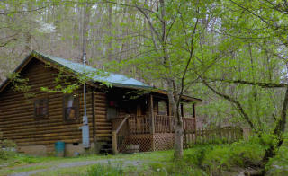 1350 Creek Side Dr, Pigeon Forge TN  37876-0754 exterior