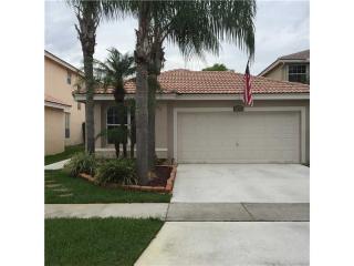 17457 20th Ct, Hollywood, FL 33029-5543
