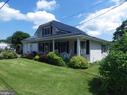 557 Suedberg Rd, Lincoln Colliery, PA 17963-8835