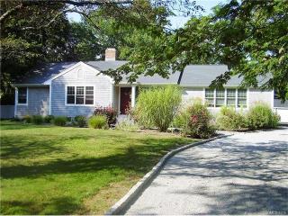 32 Whedon Ln, Madison, CT 06443-2958