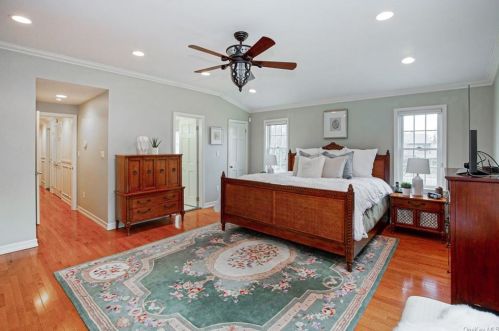 898 North St, White Plains NY  10605-4436 exterior