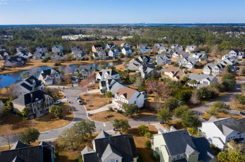 1600 Willowick Ct, Mount Pleasant SC  29466-8172 exterior