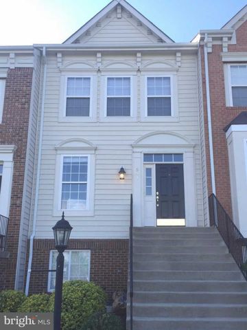 541 Edmonton Ter, Leesburg, VA 20176-1822