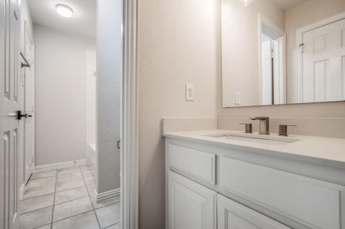 1379 Arbuckle Dr, Frisco TX 75033-1414 exterior