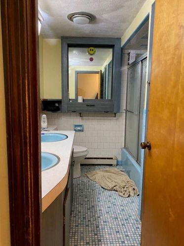 2596 Harkney Hl Rd, Coventry RI  02816-4639 exterior