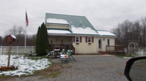 14513 Townline Rd, Linesville, PA 16424-5953
