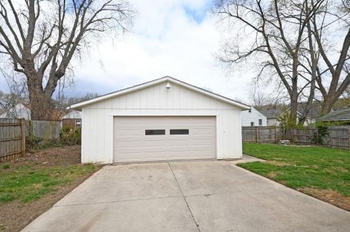 6740 Britton Ave, Cincinnati OH  45227-3216 exterior