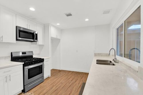 762 Peach St, San Jacinto CA  92583-2804 exterior