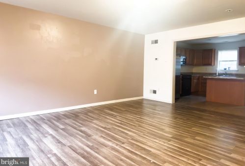 6432 Creekbend Dr, Navy Sup Dpt PA  17050-4003 exterior