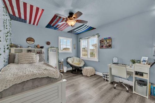 585 Topeka Ln, Vacaville CA 95687-4353 exterior